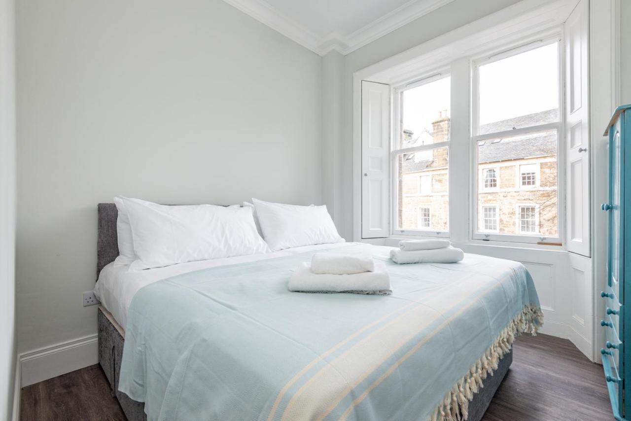 South Street Luxury Apartment * Central * Sleeps 4 St Andrews Kültér fotó