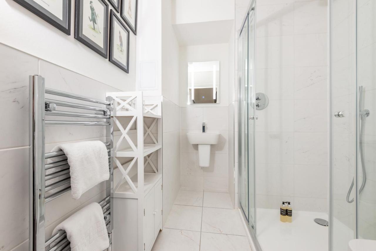 South Street Luxury Apartment * Central * Sleeps 4 St Andrews Kültér fotó